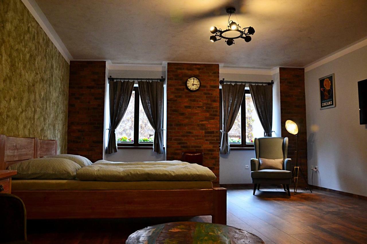 U Paluku Appartement Chrudim Buitenkant foto