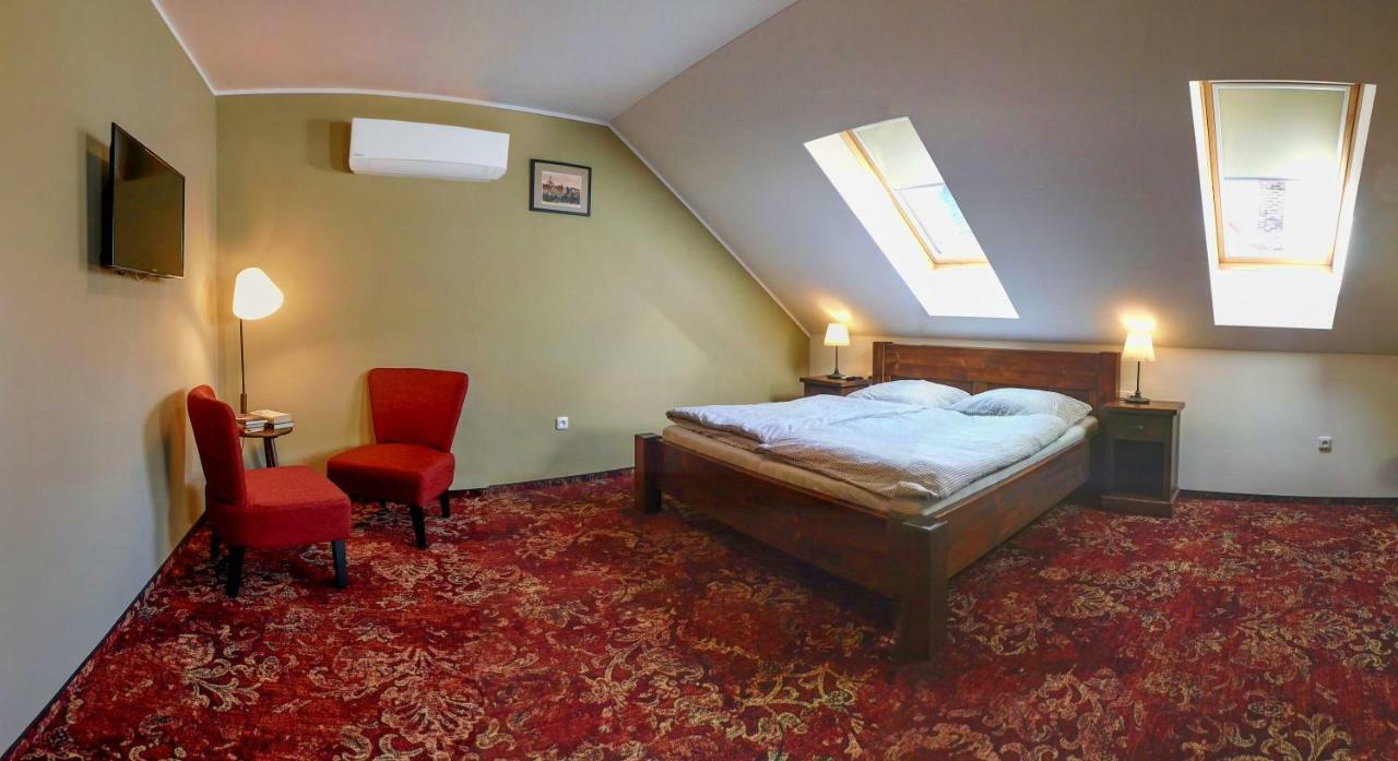 U Paluku Appartement Chrudim Buitenkant foto